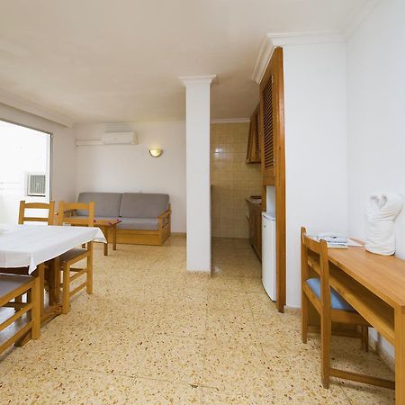 Apartamentos Green Line Bon Sol - Ab Group Playa d'en Bossa Exterior photo