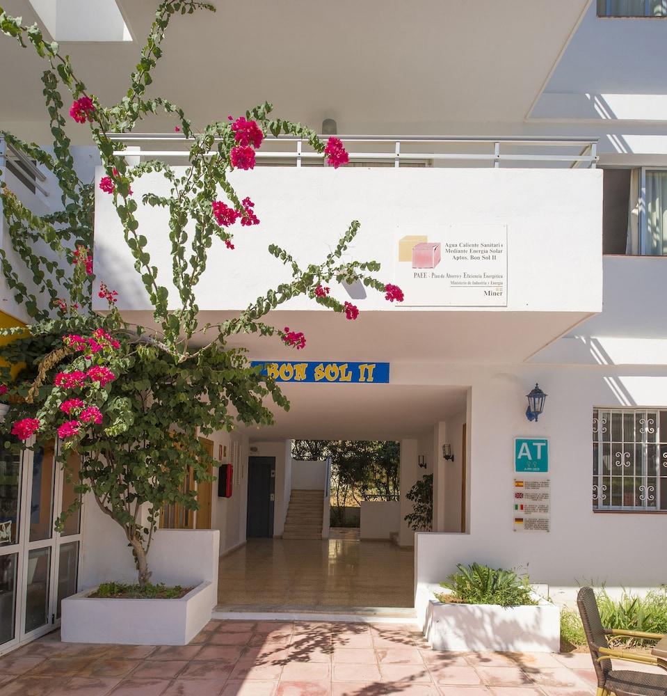 Apartamentos Green Line Bon Sol - Ab Group Playa d'en Bossa Exterior photo